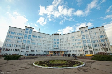 Зовнішній вигляд будівлі Івано-Франківського національного технічного університету нафти і газу
